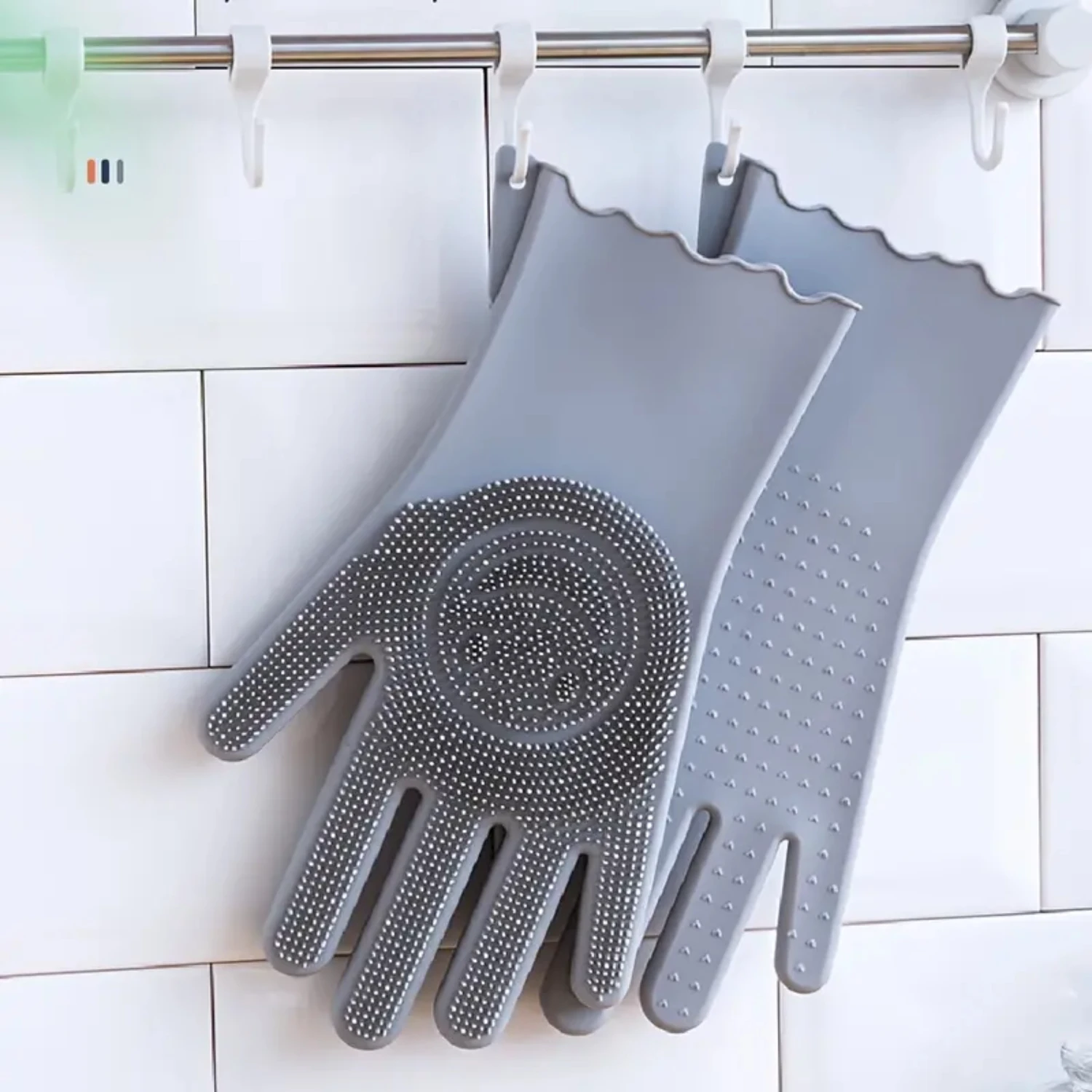 1pc Waterproof and Reusable Silicon Scrubbing Gloves for Kitchen Cleaning and Dishwashing Multi-functional Dishwashing Gloves