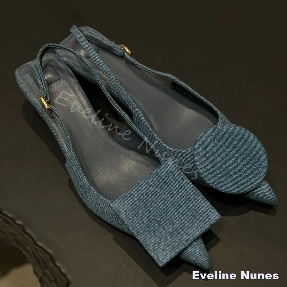 

Женские джинсовые сандалии с асимметричной пряжкой, заостренным носком, неглубоким вырезом сзади, сексуальные, на высоком каблуке, новинка 2026 года, модные сандалии на низком каблуке