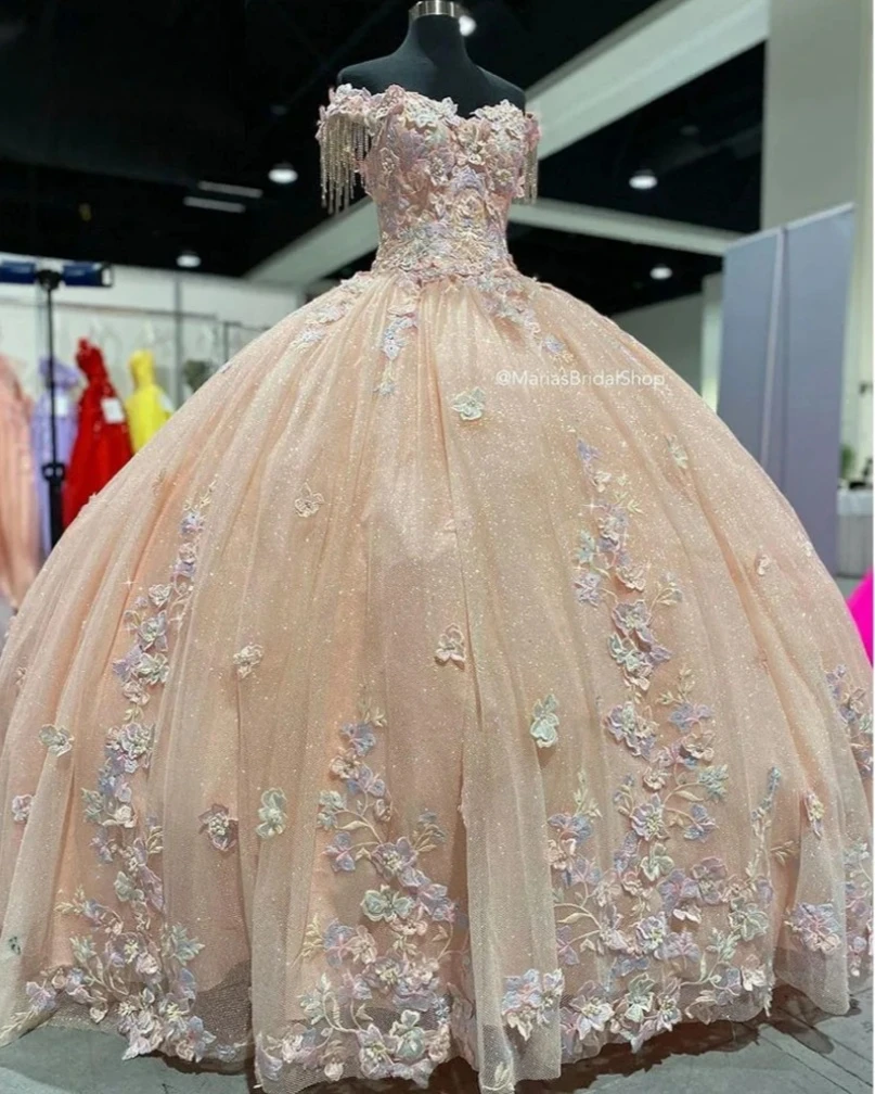 Champagne Quinceanera Dresses Ball Gown Off The Shoulder Sparkly Appliques Sweet 16 Dresses 15 Años Mexican Customized