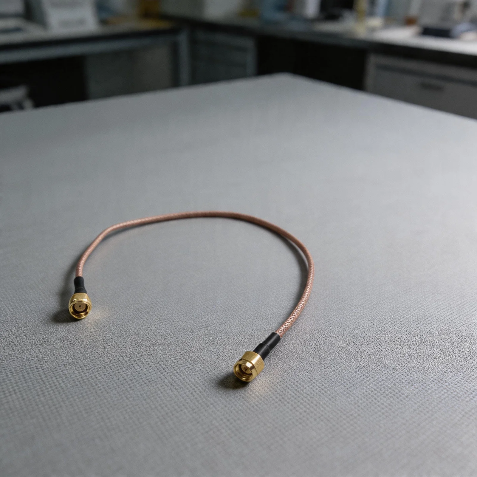 Wide Frequency Range Rf Device 20db Gain Rf Signal Booster Led Indicator Rf Signal Power RF 20dB USB RF LED 50MHz-6GHz RF RF