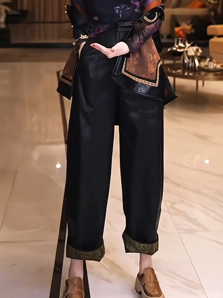 กางเกงหนังขายาวทรงขากว้างเอวสูงสไตล์จีนใหม่สำหรับผู้หญิง แฟชั่นลำลอง ช่วยให้ดูผอมเพรียว ใช้งานได้หลากหลาย ฤดูใบไม้ร่วง 2025