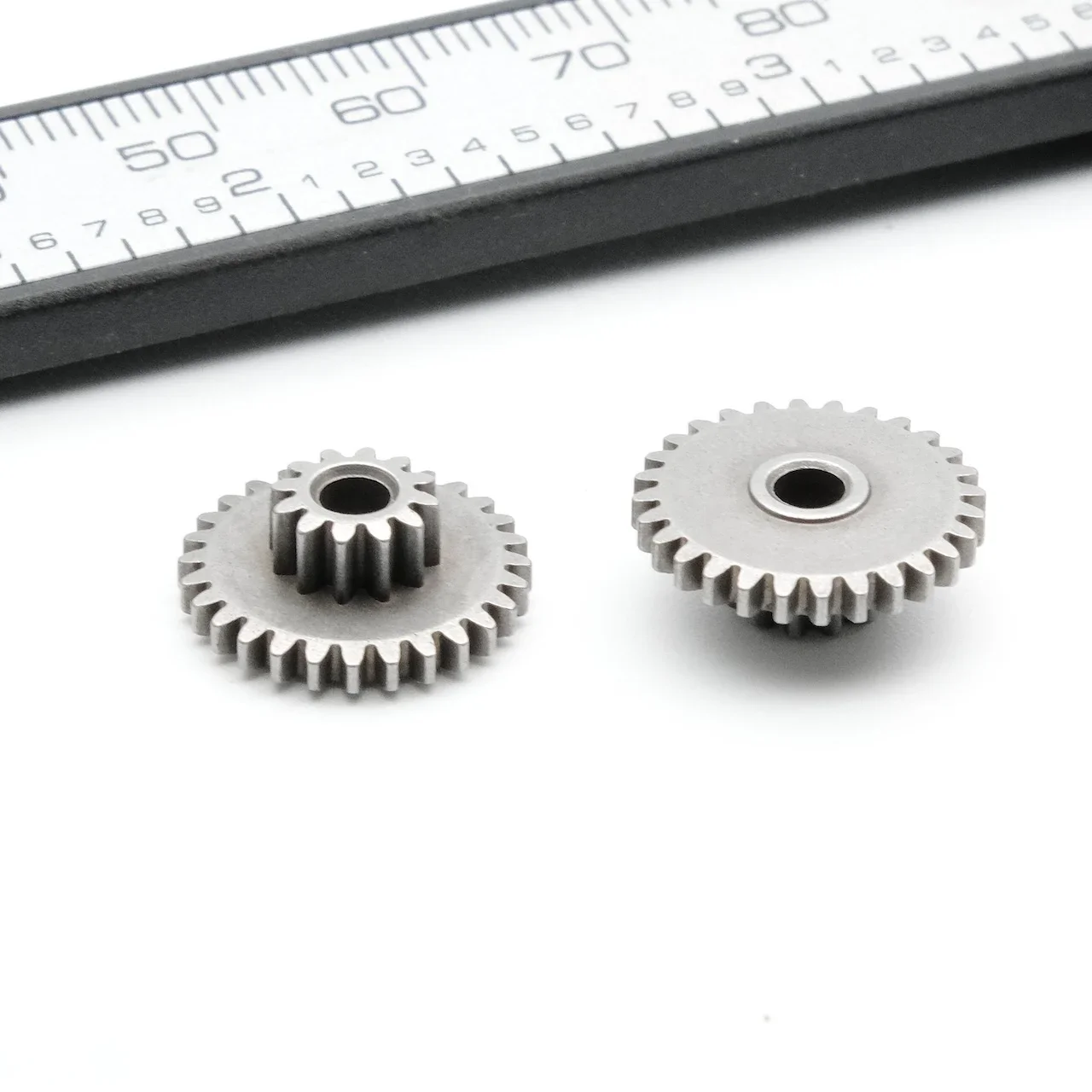 2PCS Metal Double Gear 0.5M 12T-28T 3mm HOLE Motor Shaft Loose Match