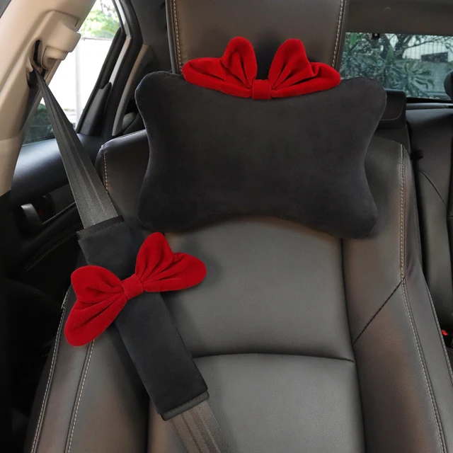 1szt Cute Cartoon Red Bowknot Samochodowa poduszka pod szyję Uniwersalny zagłówek fotela samochodowego Pokrowiec na pas bezpieczeństwa Akcesoria samochodowe dla kobiet