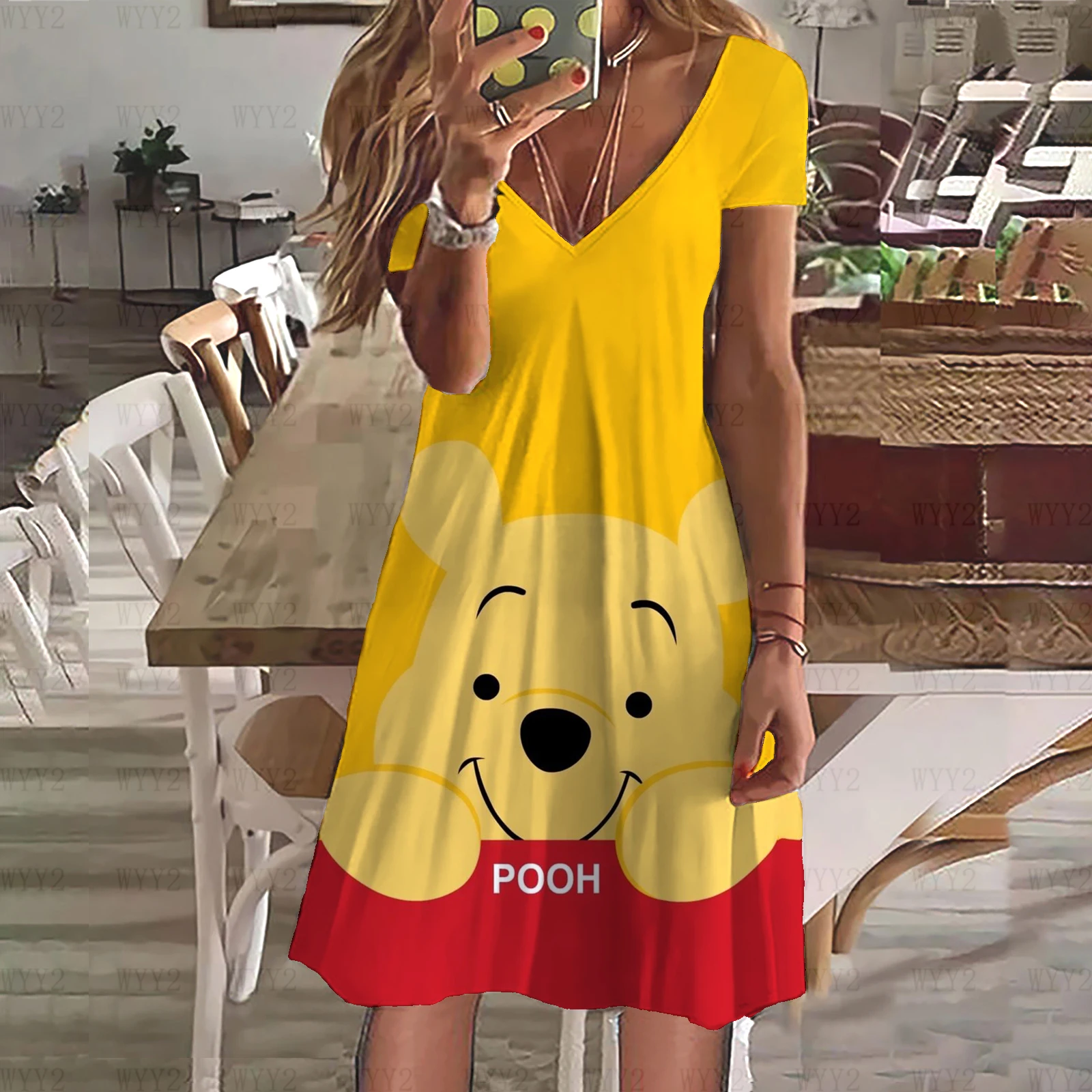 جديد الصيف أزياء الفتيات ويني ذا بوه اللباس الخامس الرقبة عارضة فضفاض الصيف الشاطئ نمط الفتيات اللباس منتصف طول أزياء اللباس