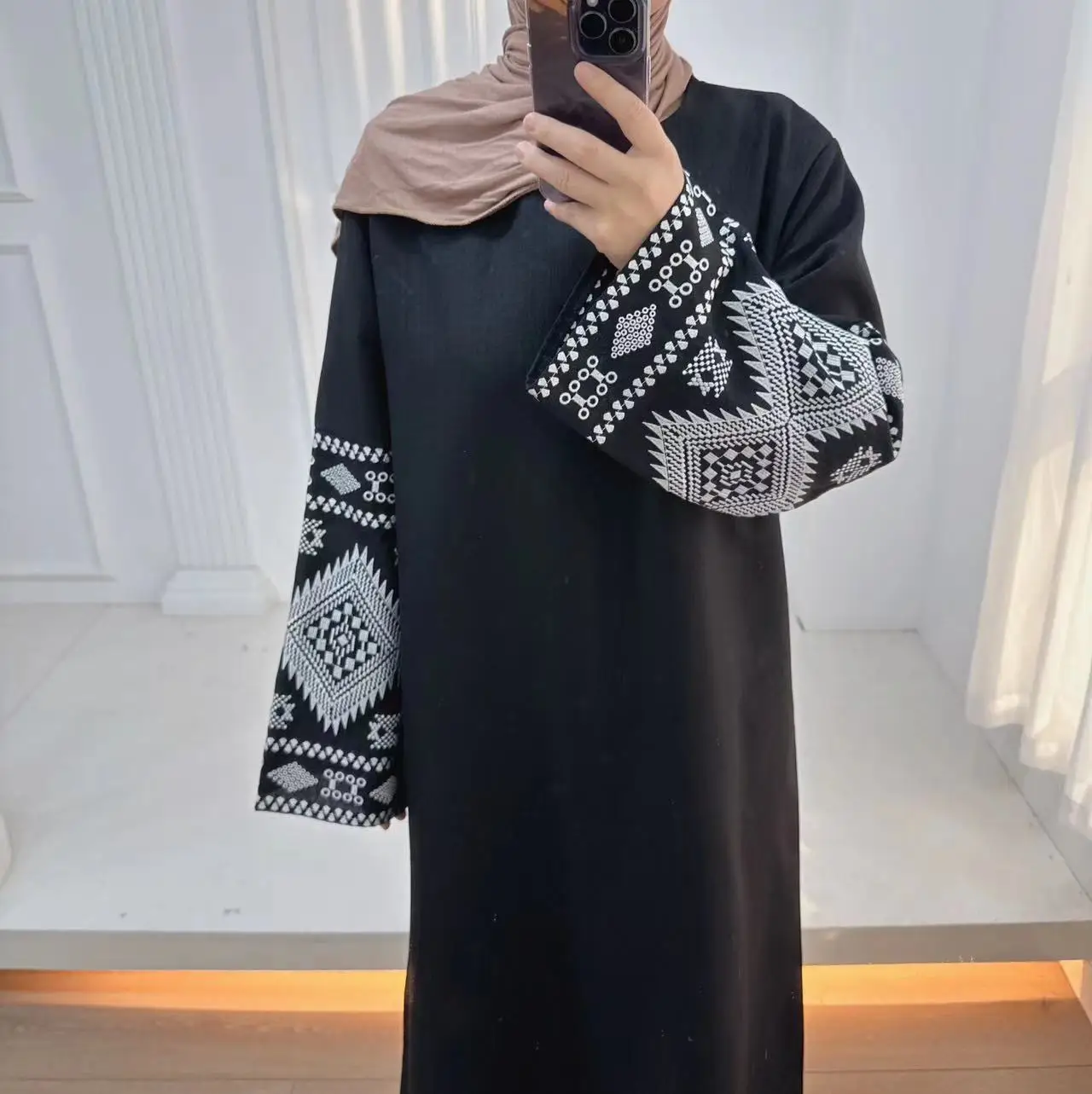 Dubai Abaya untuk wanita 2025 Lebaran Ramadan gaun Muslim bordir Islam Jalabiya Kaftan Marocain Femme Muslim jubah Kaftan Turki