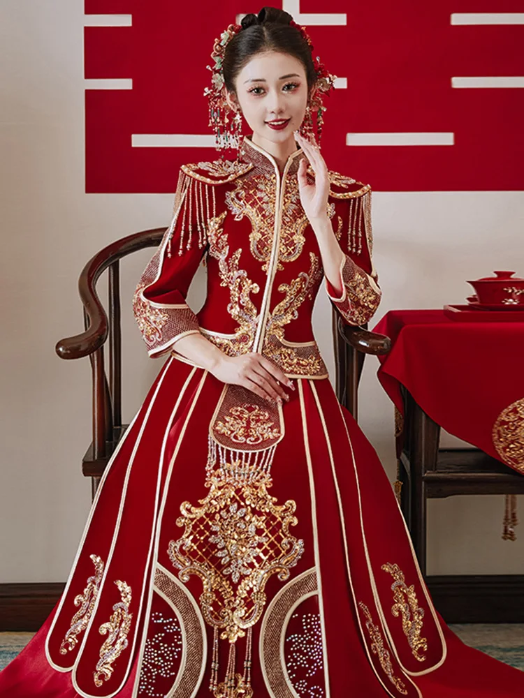 Women Classic Red Velour Cheongsam Sequins Beading Embroidery Tassels Wedding Dress Chinese Bride Toast Clothing