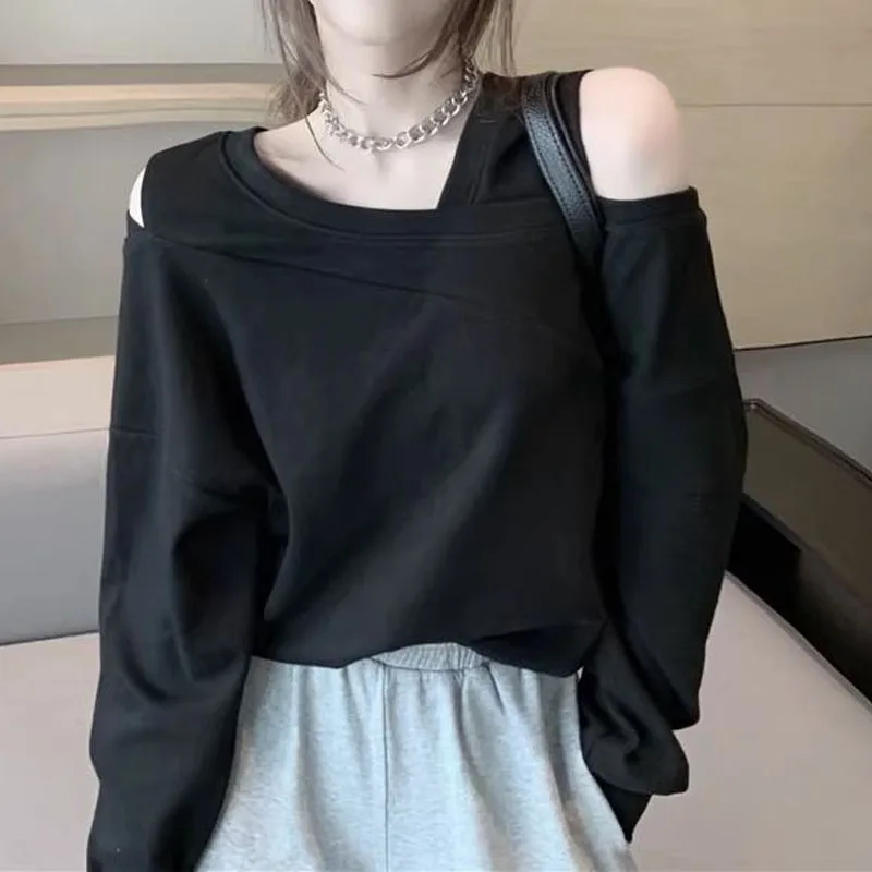 New Spring and Autumn Fashion Design Sense Off Shoulder Round Neck Loose and Versatile Foreigner Long Sleeve Women\'s Sweater