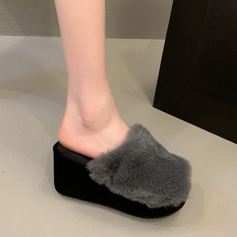 Women Slippers Fur Shoes Ladies Luxury Slides Heels Wedge Pantofle Platform Plush Designer High Fabric Rome Rubber Spring Autumn