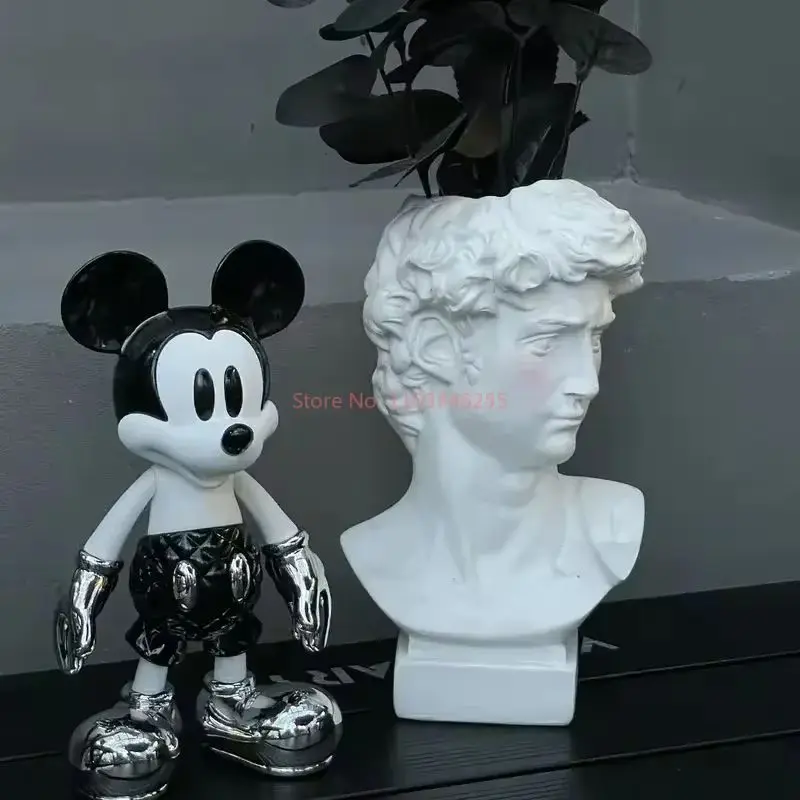 Hot Disney Vgt Mickey Anime Figuur Speelgoed Cartoon Kerst Limited Edition Pvc Standbeeld Model Pop Decoratie Schattig Kerstmis Cadeau Speelgoed