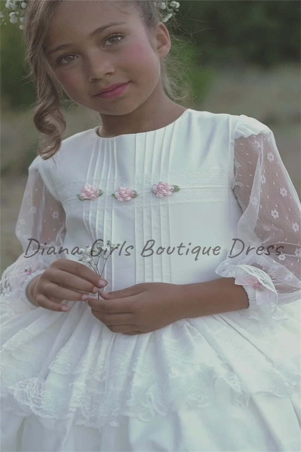 Lovely Baby White Flower Girls Dress Lace Applique Print Princess Party Dress Transparent Lace Long Sleeves Girl Dresses