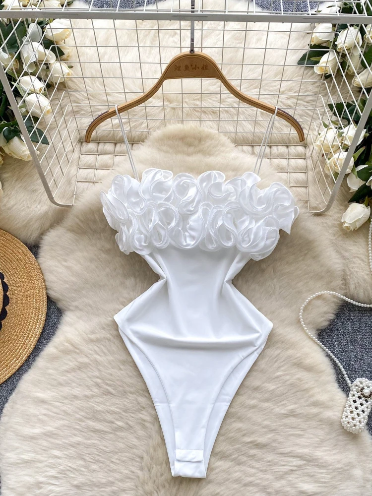 

Spicy girl three-dimensional lace camisole jumpsuit women's summer new sexy slim fit solid color sweet design sense jumpsuit