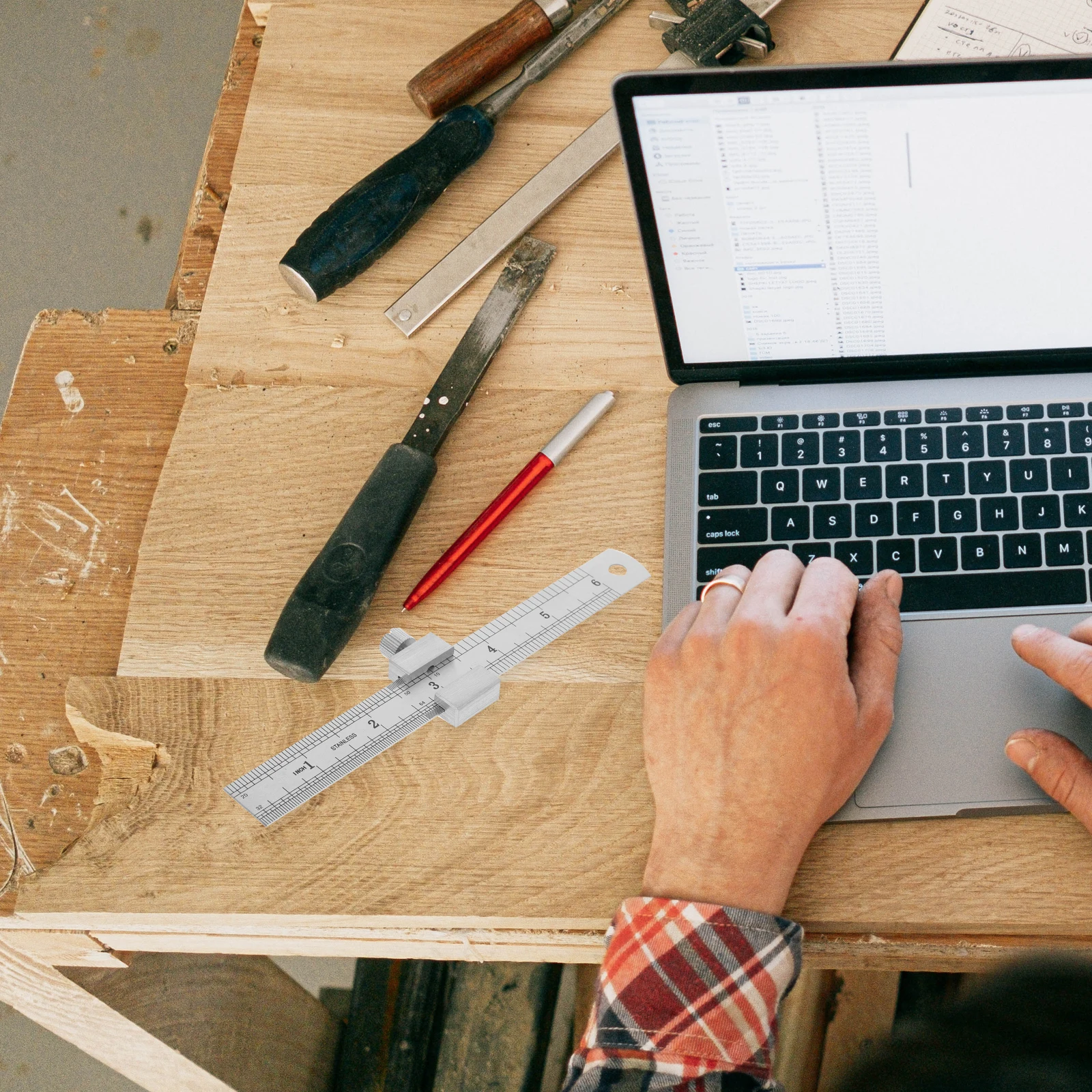 مجموعة واحدة من مسطرة الفولاذ المقاوم للصدأ شديدة التحمل لقياس الحافة المستقيمة لأعمال النجارة والهندسة المعمارية ومسطرة مقياس الدقة