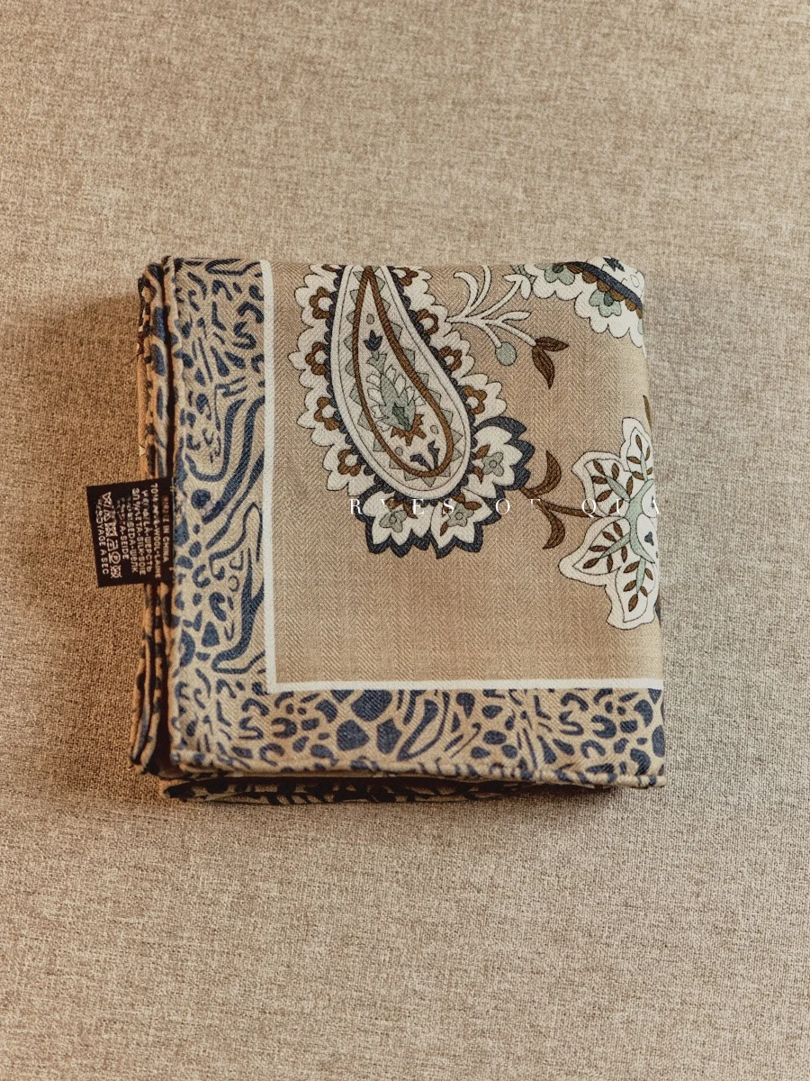 ペイズリー柄ヒョウ柄シルクウールスカーフ女性の秋冬高級感ネクタイスクエアスカーフヨーロッパスタイル多機能