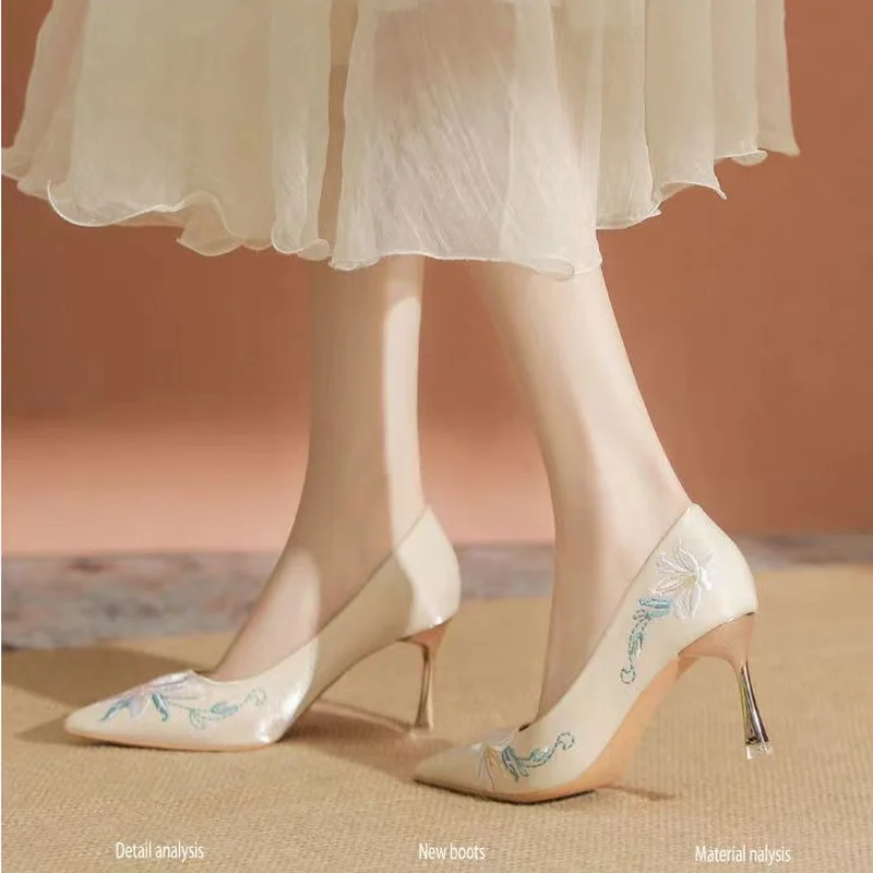 FHC 2024 nuovo ricamo fiore scarpe da sposa donna dรฉcolletรฉ, tacchi alti, punta a punta, Slip On, primavera/autunno, albicocca, rosso, Dropship