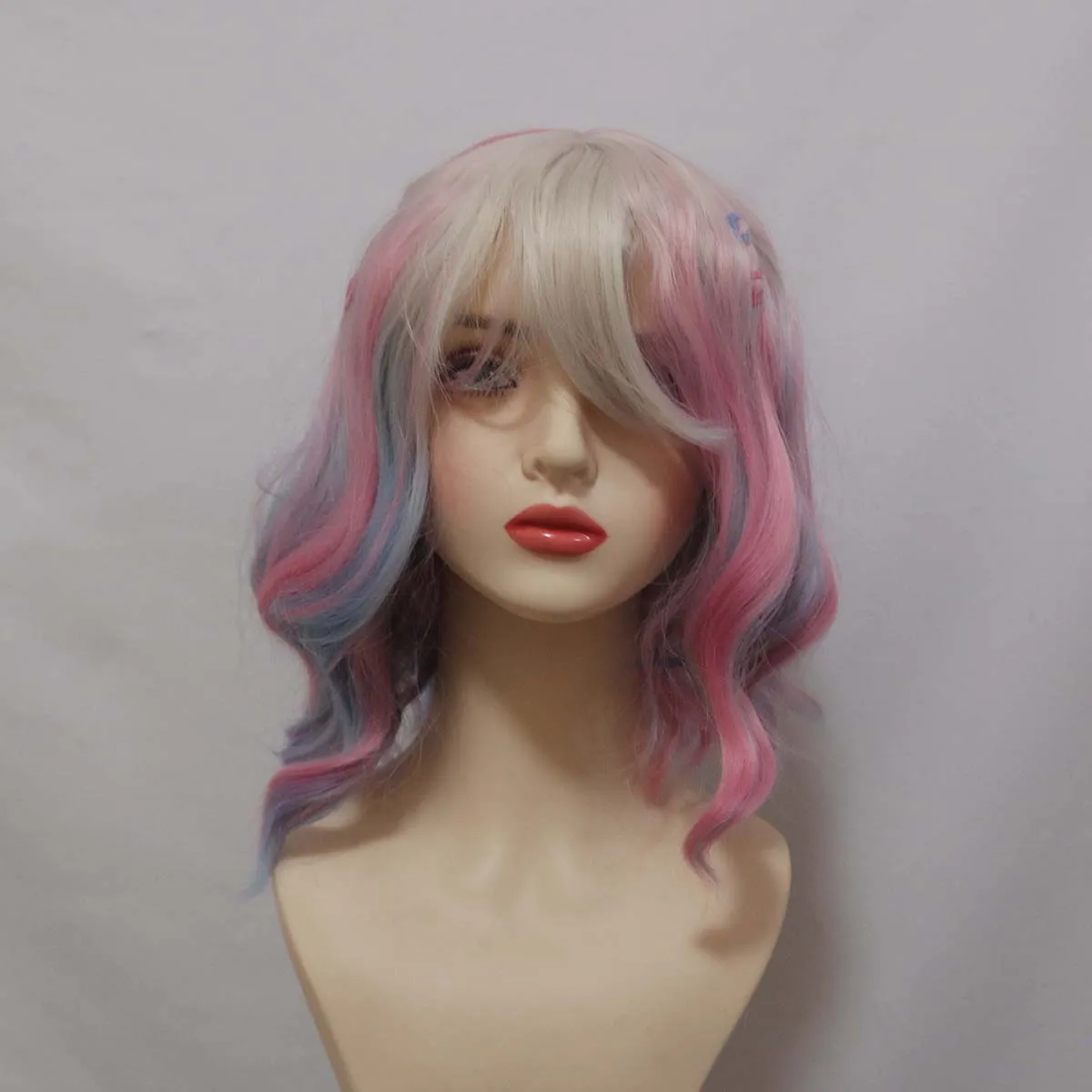 วิกผมคอสเพลย์เอ็นิด ซินแคลร์ จากภาพยนตร์เรื่อง 2 สำหรับงานปาร์ตี้ฮาโลวีนสำหรับผู้หญิง