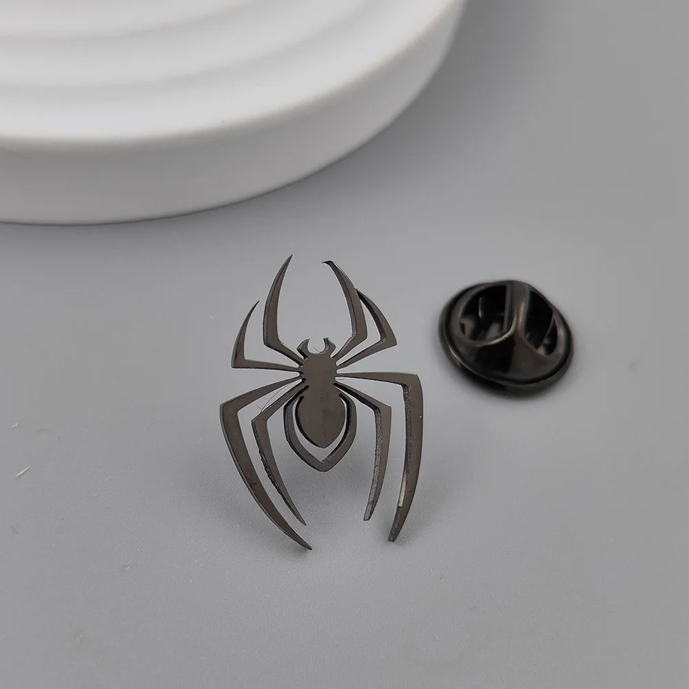 Classic gold-plated spider badge, women’s anti-exposure buttons, men’s suit lapel pin, formal brooch