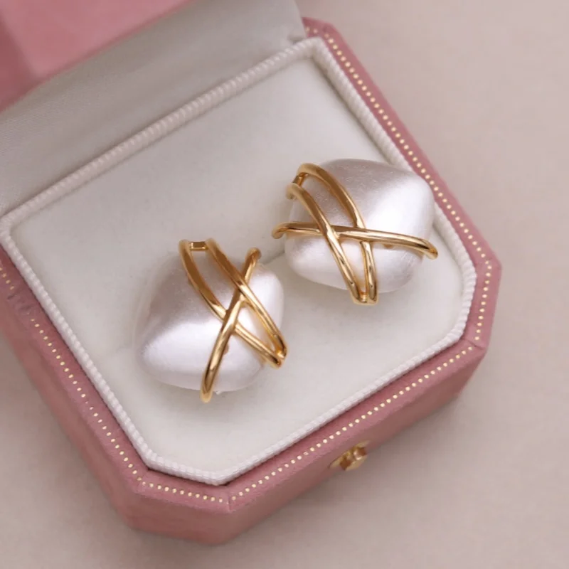 Korean new design fashion jewelry two-color plated square brushed metal wrap earrings elegant women's daily work accessories