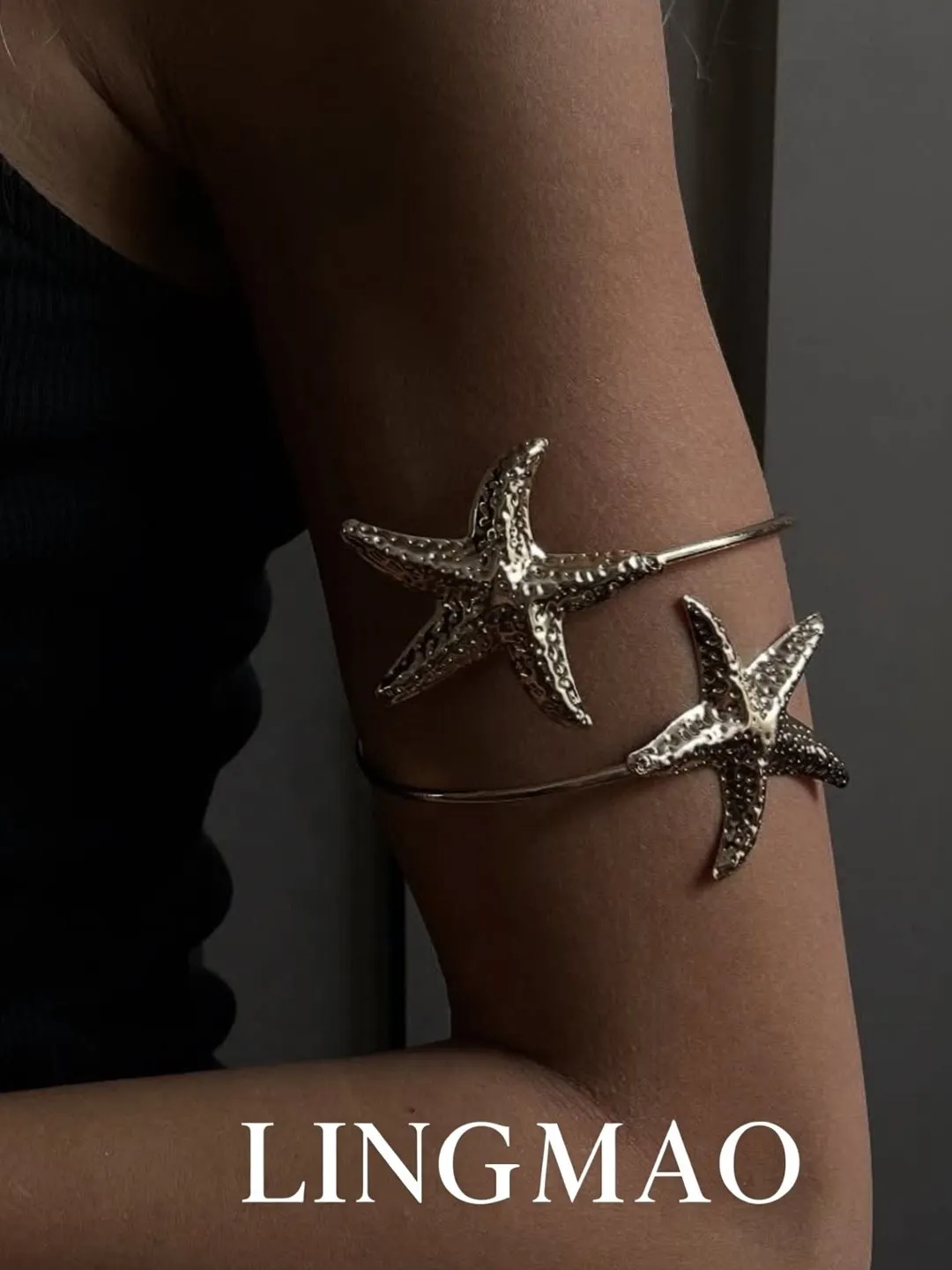 

Retro Fashionable Starfish Shaped Adjustable Bracelet Women's Accessory Exaggerated Particle Sense Arm Ring Hand Cuff