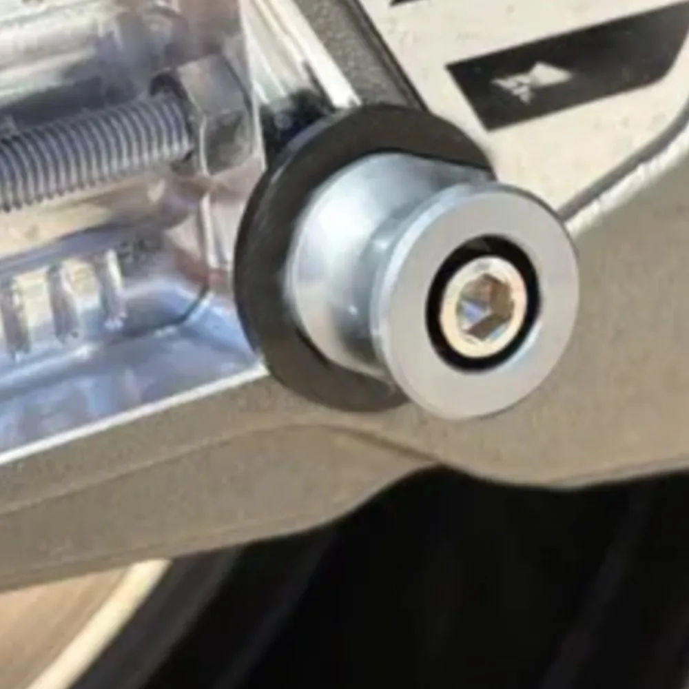 

FOR APRILIA RSV4RR RSV4R RSV4 RSV1000R RS660 RS50 RS4 RS250 RS125 Tuareg 660 CNC m6 Swingarm Spools sliders Swing arm cover ﻿