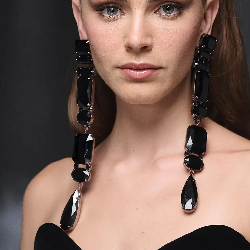 Stonefans Banquet Catwalk Black Crystal Earrings Dangle Jewelry Women Geometric Shape Exaggerated Long Tassel Earrings Party