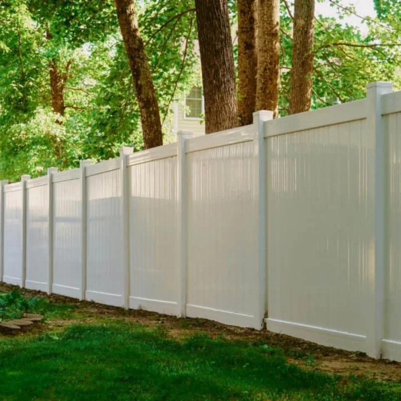 ألواح سياج فينيل مخصصة 8 أقدام × 8 أقدام للخصوصية المنزلية في الهواء الطلق سياج خاص بارتفاع 6 أقدام