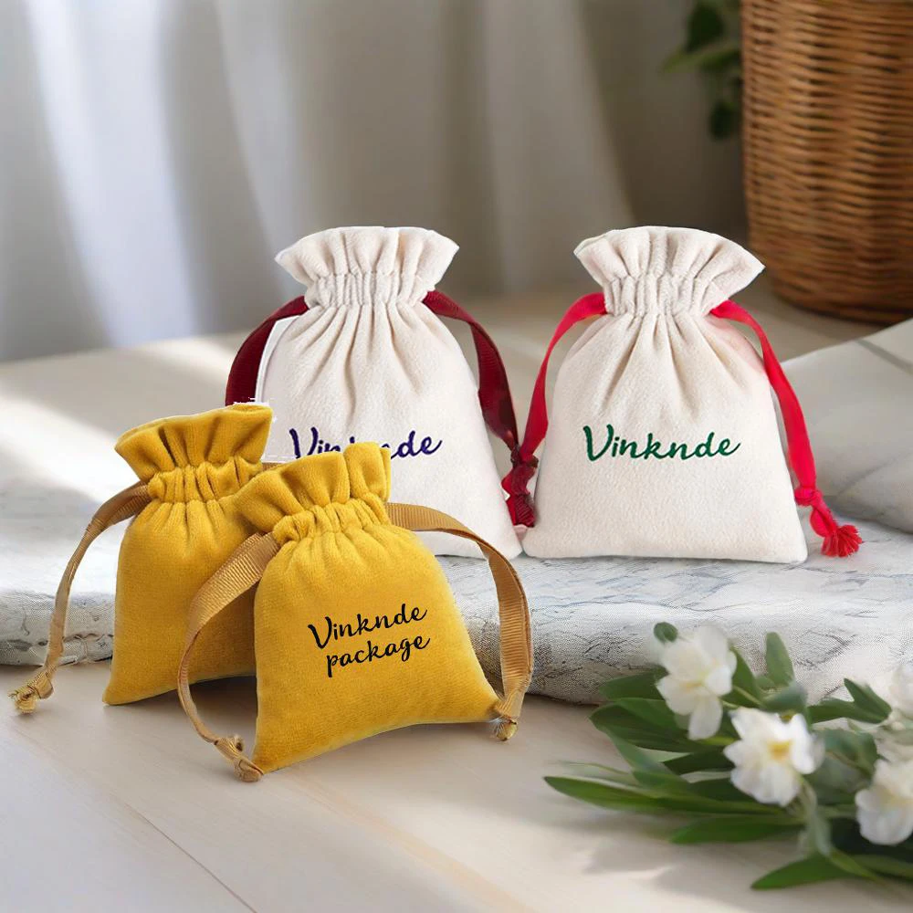 

50Pcs Custom Logo Olive Green Velvet Organizer Jewelry Bag Ribbon Drawstrings Pouches 8x10cm Wedding Gift Display Packaging Bags