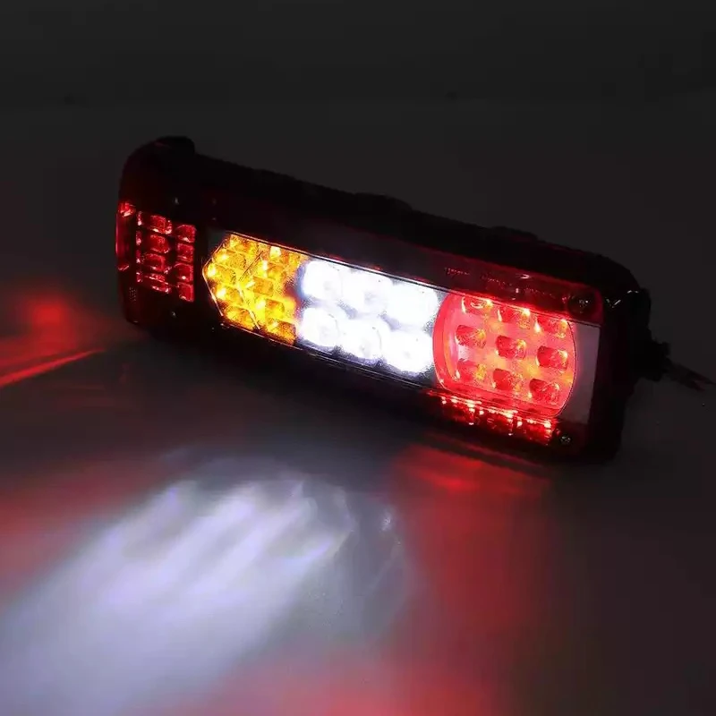 ไฟท้ายรถบรรทุก LED 24V ซ้าย/ขวา สำหรับรถบรรทุกวอลโว่ FMX 500 ไฟท้ายรถยนต์ Led E APPROVE 82483074 21735299 82483073