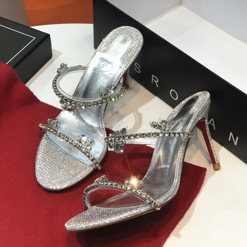 

2024 Summe Open Toe Round Toe New Rhinestone High-heeled Sandals Women's Stiletto Sexy thin Strap Sandals Silver Crystal Shoes