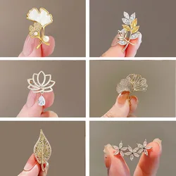 Fashionable Opal Stone Flower Brooch Pin Garment Accessories Birthday Gift Brooches For Women Rhinestone Brooch Pin Jewelry Gift