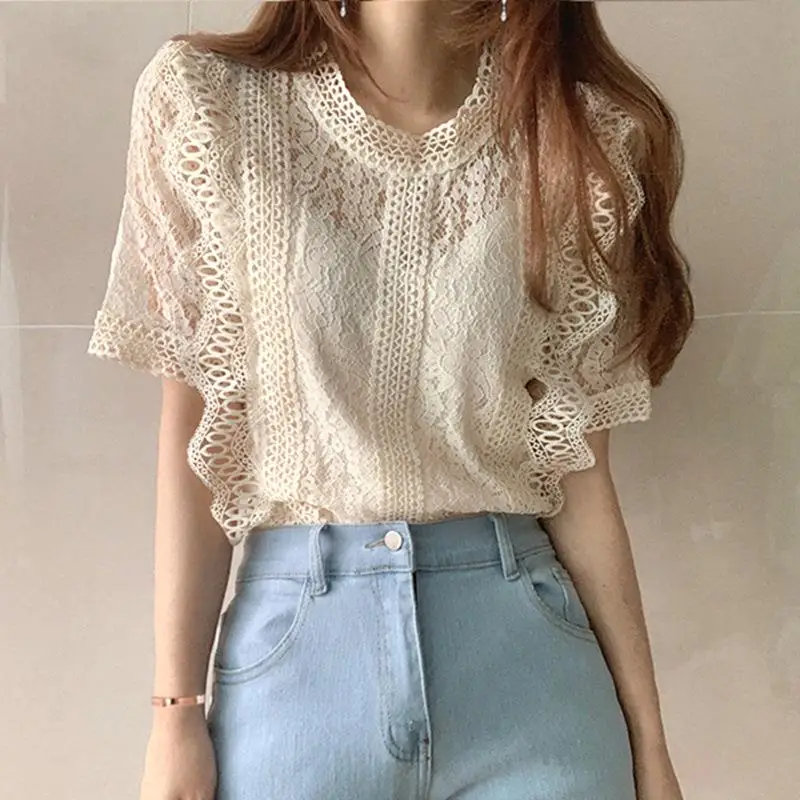 

Retro Women's Lace Trim Hollow ort Sve irt Ele Slimming Faionable Summer New Arrival round Ne Casual Blouse