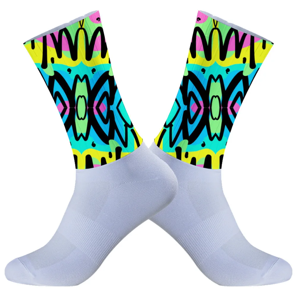 

2025 Новые дышащие быстросохнущие велосипедные носки с противоскользящей силиконовой резиновой подошвой, подходят для горных дорог