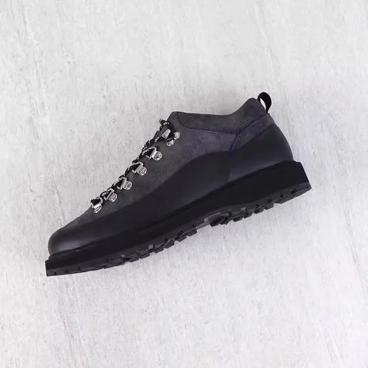 الأكثر مبيعاً 2025 وصول جديد عالي الجودة للجنسين في الهواء الطلق المضادة للانزلاق أحذية التنزه المهنية عالية الجر أحذية التنزه