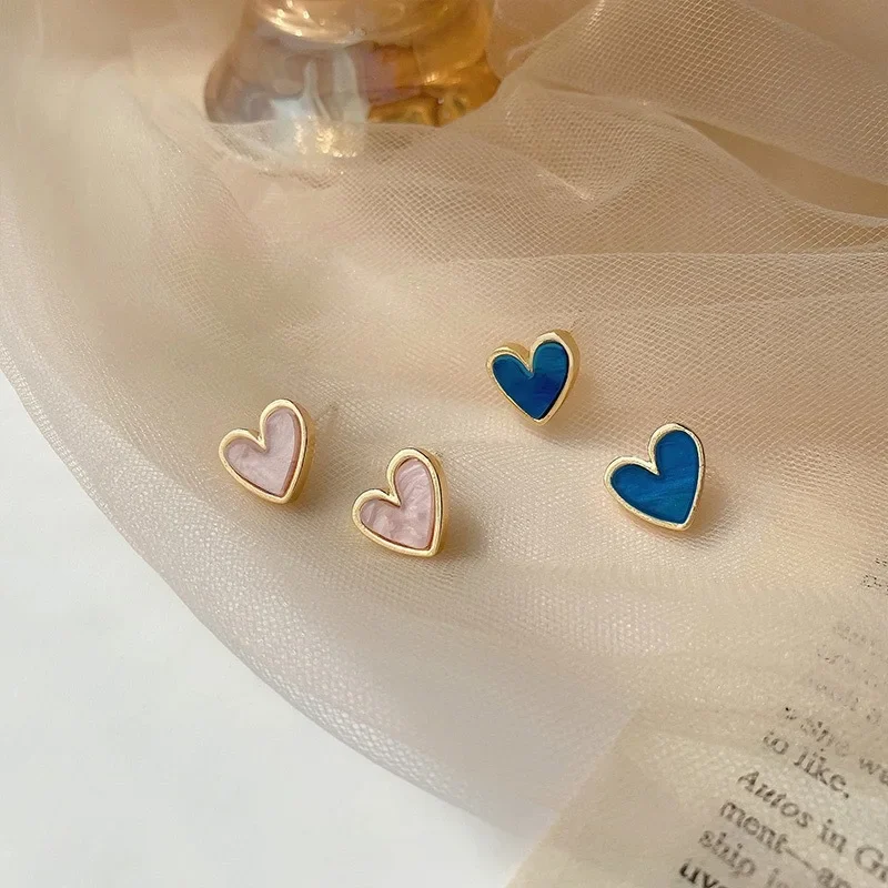 Cute Korean Earrings Heart Bling Zircon Stone Gold Color Trendy Vintage Stud Ear Ring for Women Fashion Jewelry 2024 New Gift