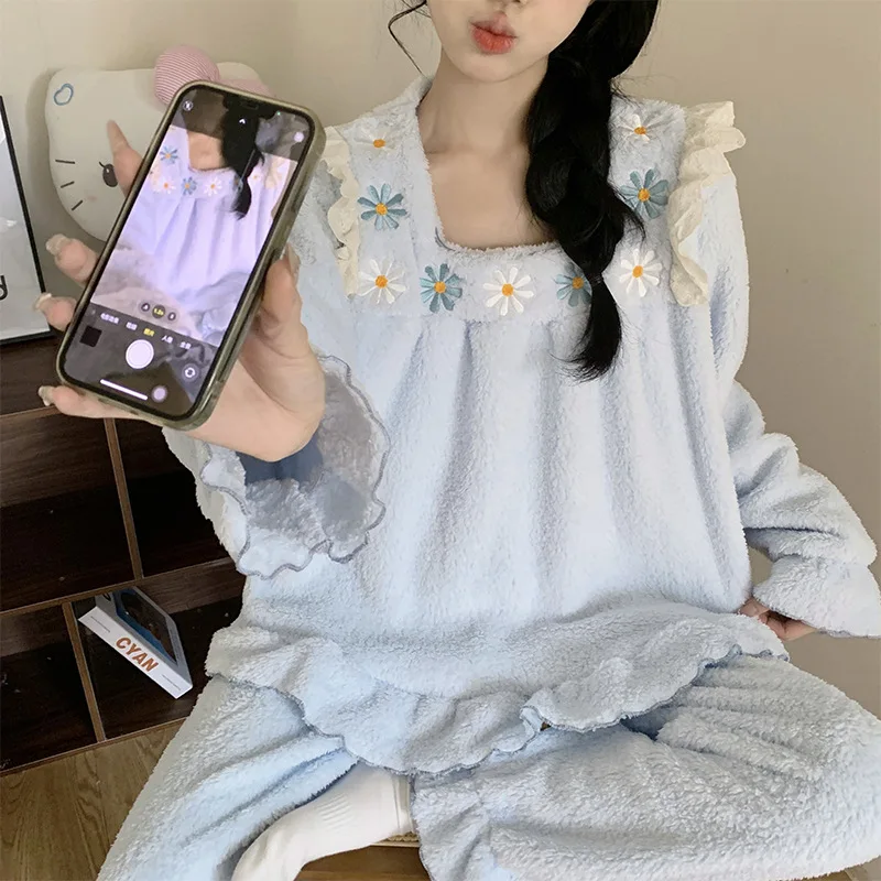 

Women's Winter Coral Fleece Pajamas Set Princess Style 2 Piece Flannel Lounge Wear Soft Fuzzy Pjs with Embroidered Flowers