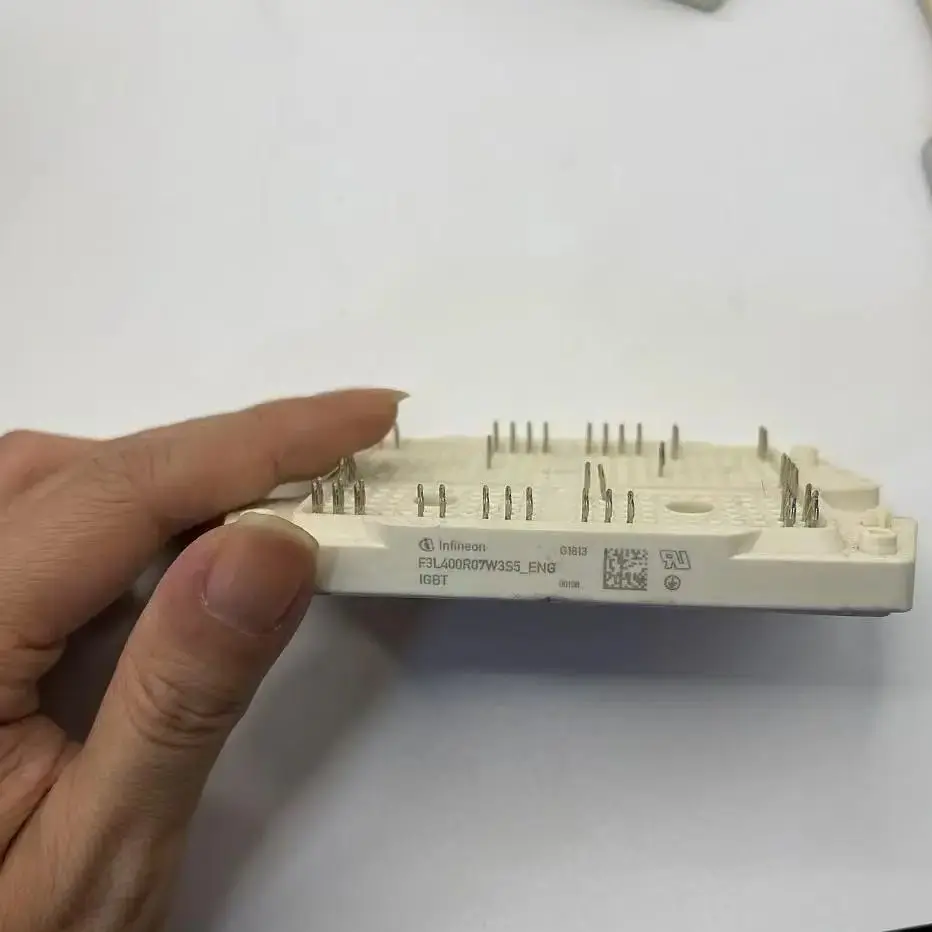

F3L400R07W3S5-ENG Инверторные аксессуары, модуль IGBT, новая оригинальная гарантия качества