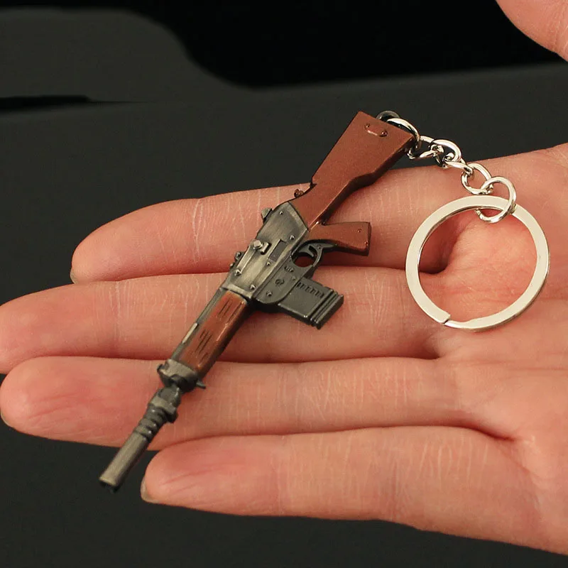 9cm Mini Gun Model Keychain Model Jewelry Weapon Metal Pendant Key Chain Chaveiro Bag Car Key Holders Gift For Kids Men