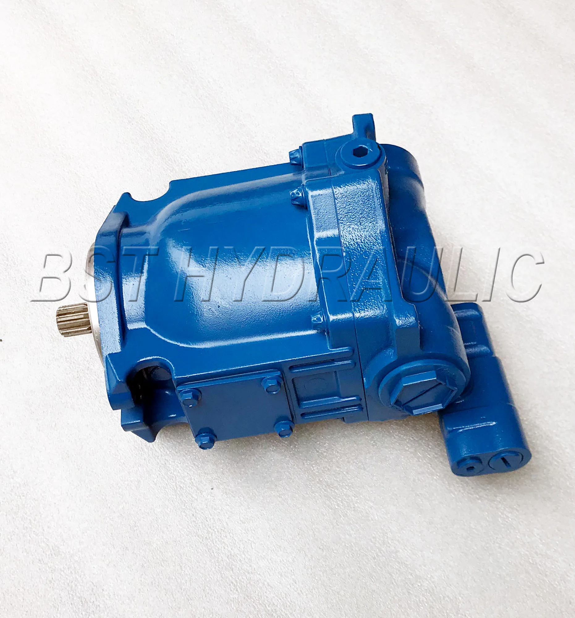 High quality 1949007C1 hydraulic pump 1949007C1 piston pump 1949007C1 for Case Tractor 5088/5288/5488