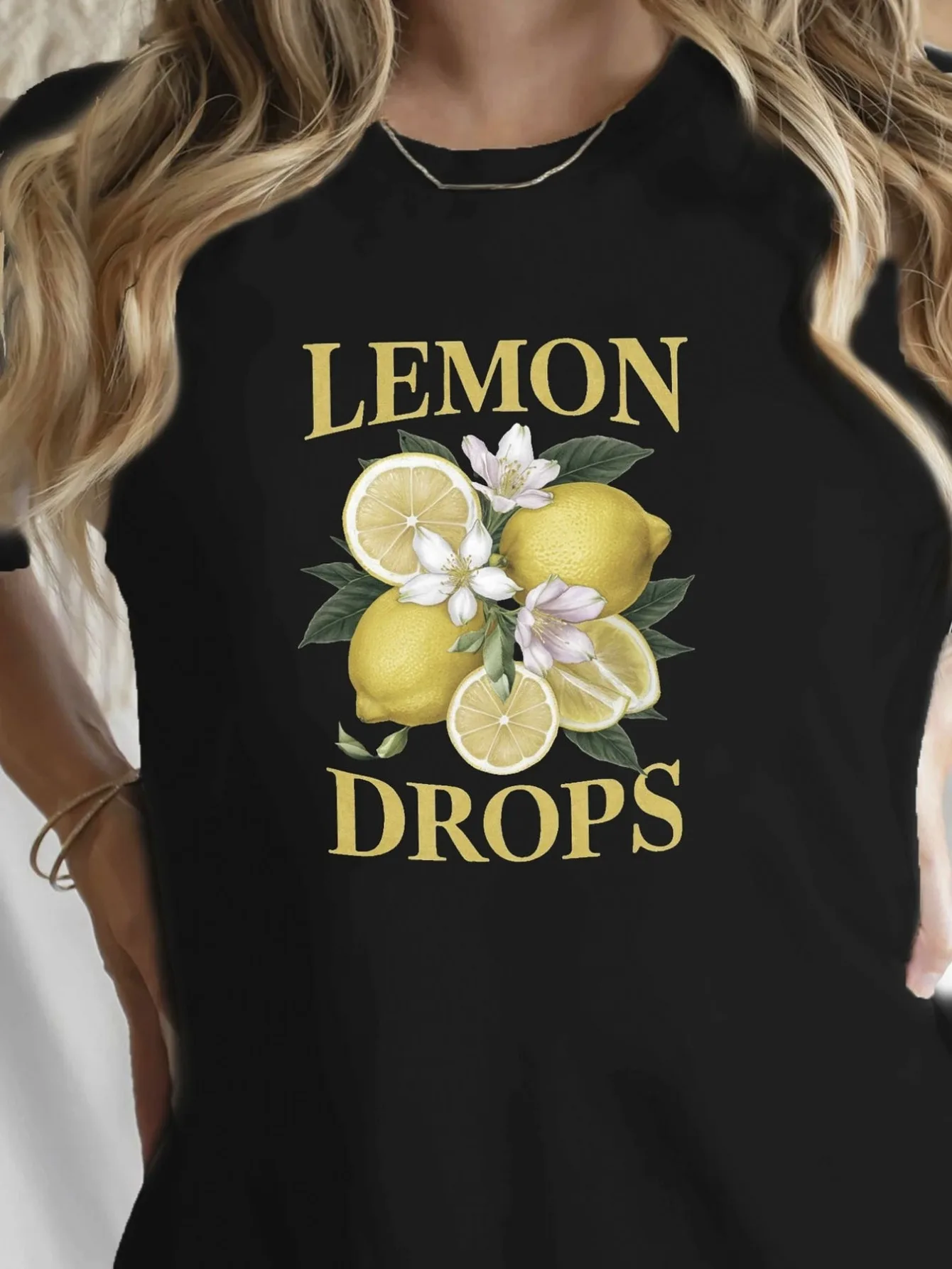 T-shirt grafica da donna con goccia di limone - Top casual puro e traspirante al 100% con design di agrumi e limone e ciliegia, girocollo a maniche corte