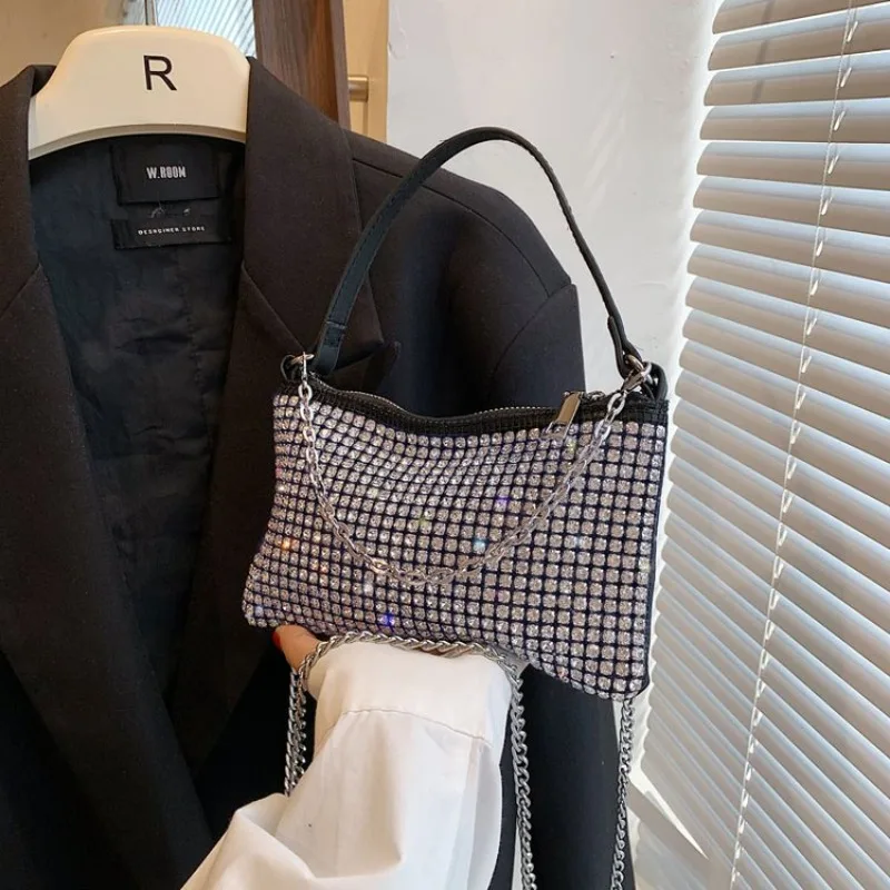 

French Shoulder Girls' Bag Featuring Hand-Carry System, Exquisite Artistic Details For Girlish Summer Commuter And Daily Use