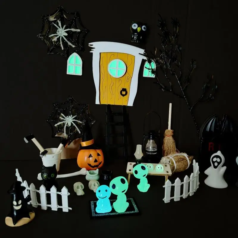 

Halloween Dollhouse Kit Halloween Horror Toy 35 Pieces Pumpkin Spider Skeleton Figurine Miniature Halloween Figurines Mini