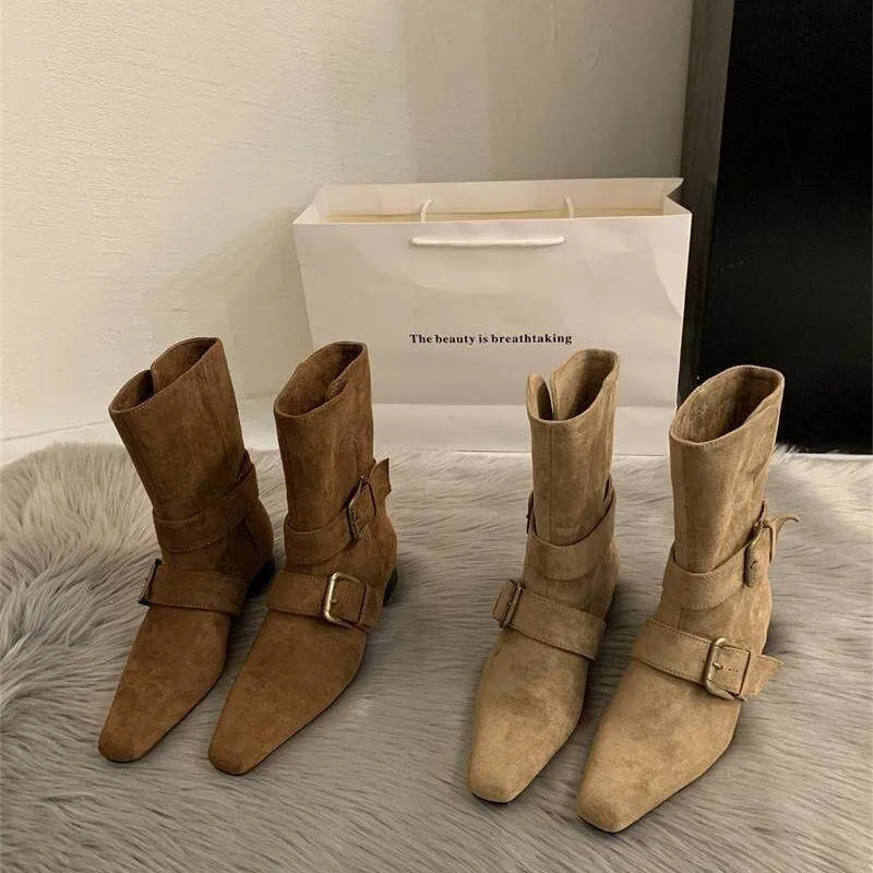 2026 Korean New Niche Design Vintage French Short Boots Small Square Toe Western Boots Women