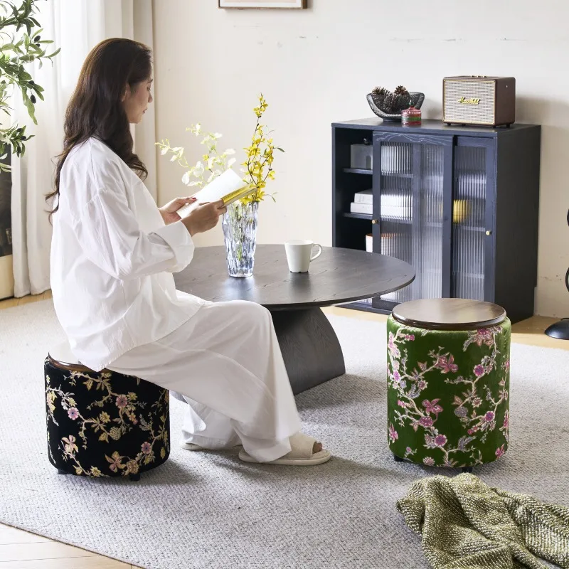 petit-tabouret-en-bois-massif-leger-de-luxe-haut-sens-antique-jetee-assise-salon-changement-de-chaussures-tabouret-de-canape-en-tissu-maquillage-retro