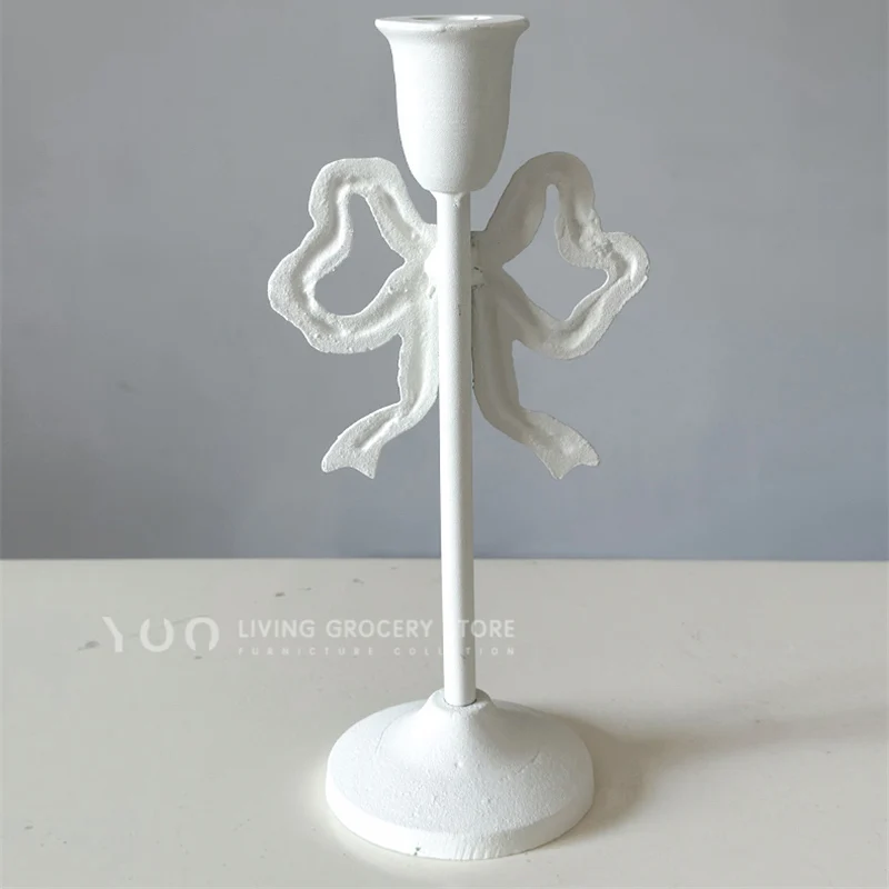 Retro Pink Bowknot Candlestick Cast Iron Single Head Wax Holder White Classical  Candle Holder Ornaments Diningtable Decor