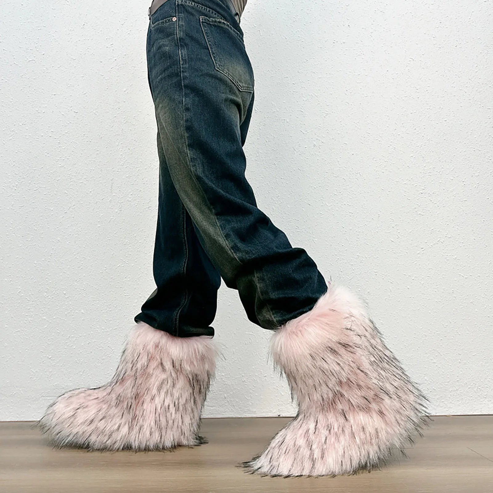 Women Winter Furry Fashion Boots Comfortable Y2K Warm Personality Snow Boots Suitable for Indoor or Outdoor