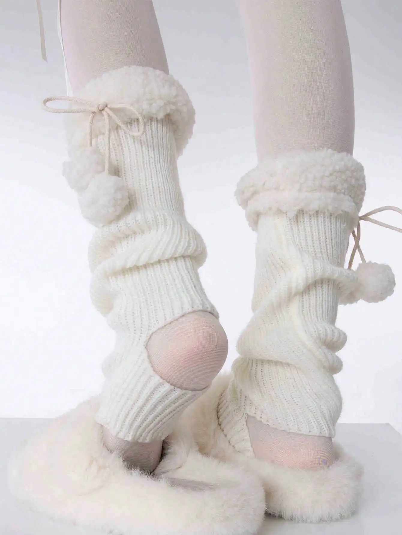 

Носки-грелки Y2K с пушистыми помпонами, мягкие вязаные гетры до бедра для повседневного и лолита стиля, на зиму и лето