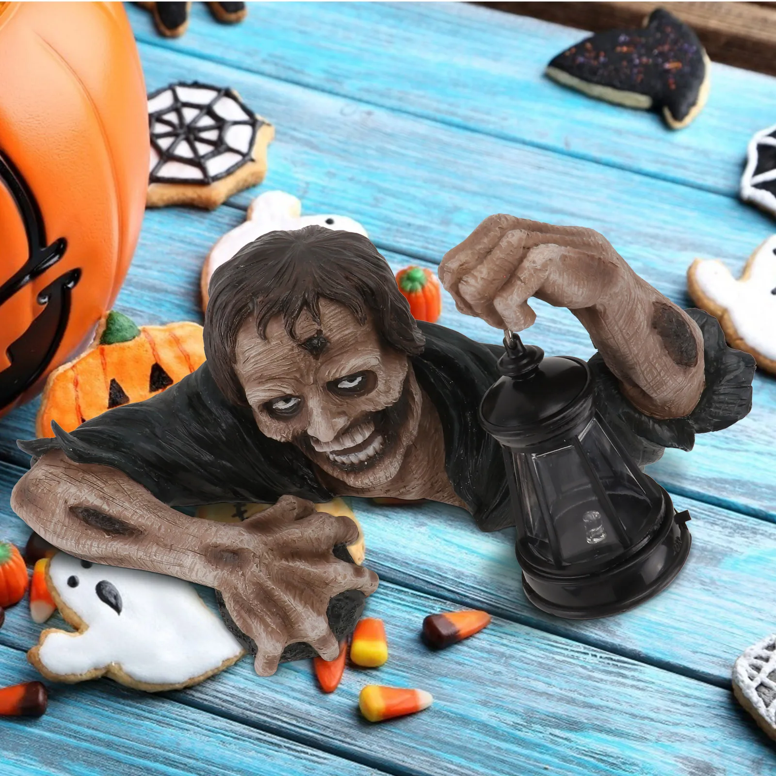 

Halloween Decoration Zombie Sculpture Resin Plastic Night Light Decorative Statue Garden Artware 1Pc