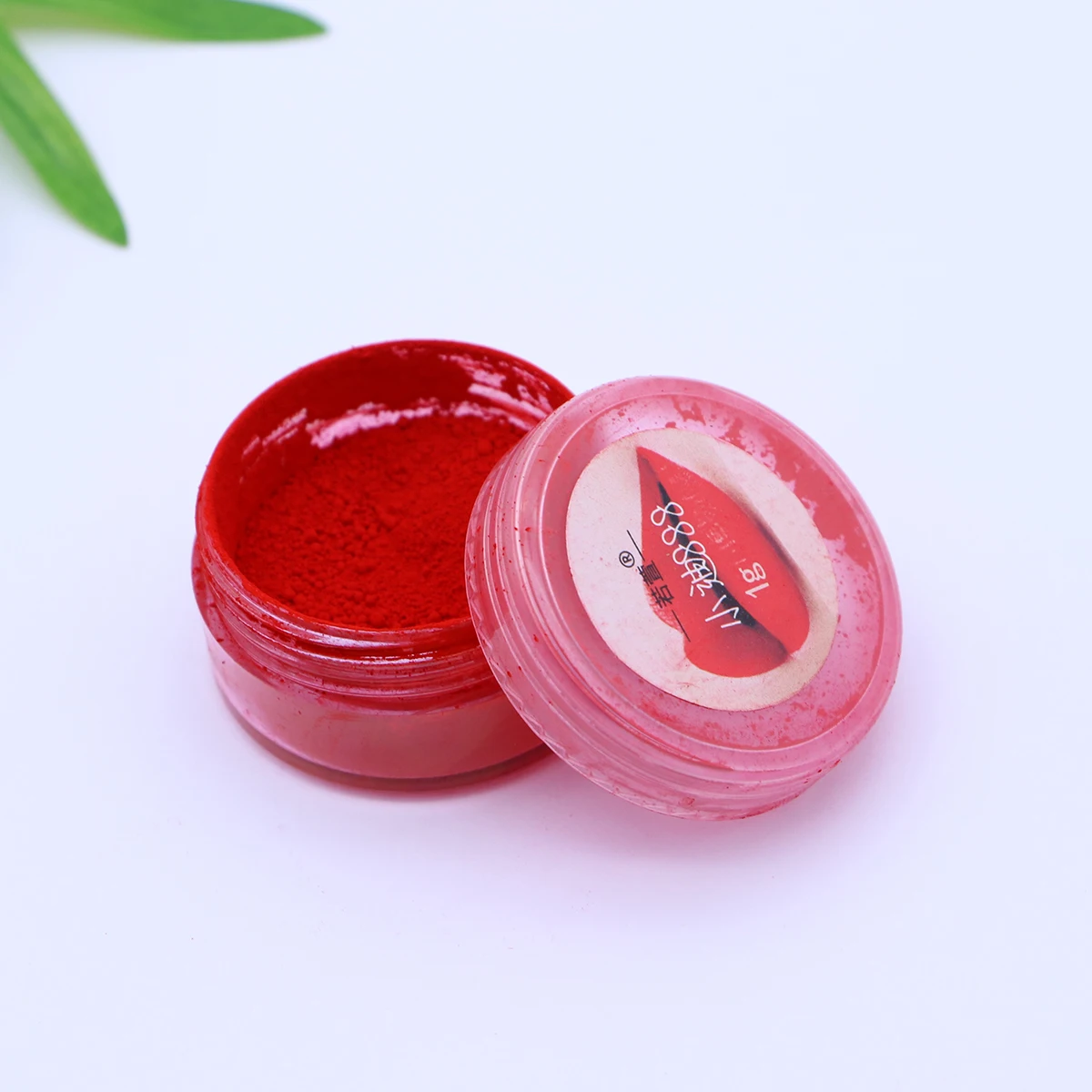 Bricolage rouge à lèvres poudre Pigments brillant formule naturelle sûre pour les lèvres paupières mettre en évidence le maquillage matière première couleur des lèvres