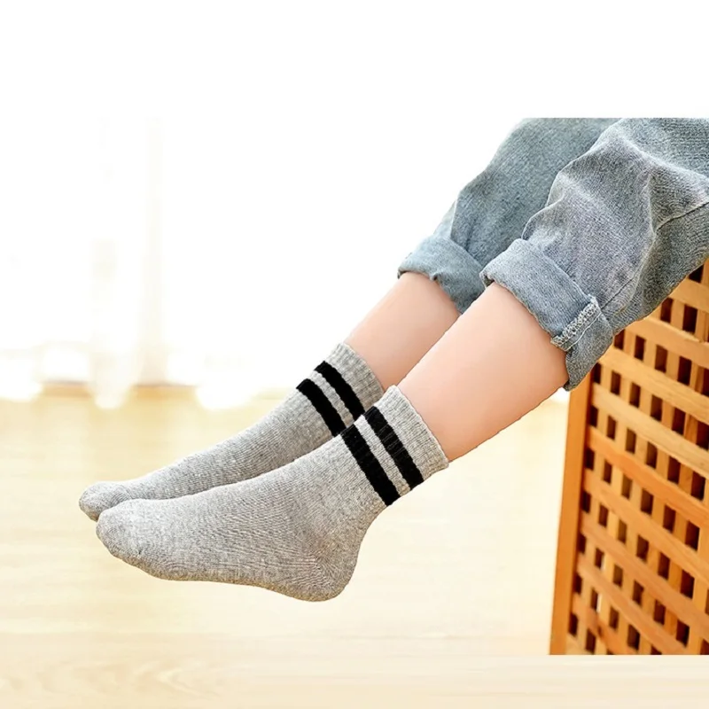 2-Youth Boys Girls Sports Ankle Socks Cushioned Athletic Basketball Socks Thick Outdoor Socks Running Soccer Football