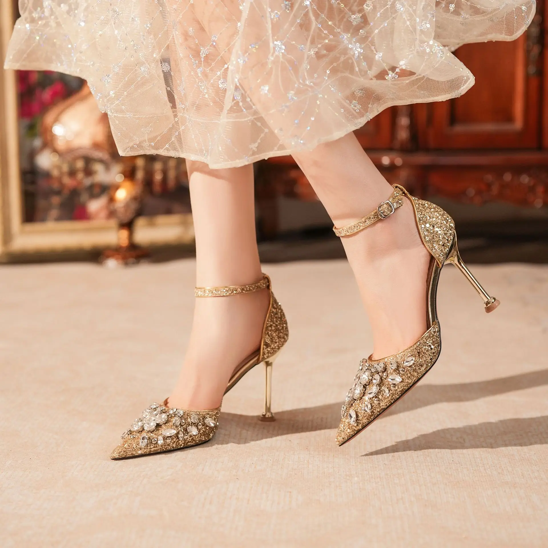 Rhinestone Sandals Large Size Strappy Heels Fashion Womens Shoes 2024 Suit Female Beige Big Pointed Lace Up Luxury High Comfort