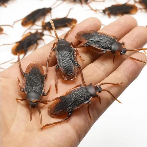 Halloween Jokes Gags Pranks Maker Trick Fun Novelty Funny Gadgets Blague Tricky Toy Simulation False Cockroach  Toys YH1497